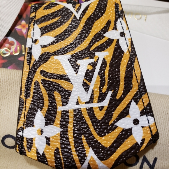 Louis Vuitton Key Charm Holder String 19.5 Jungle Giant Black Caramel Clochette - Picture 4 of 16